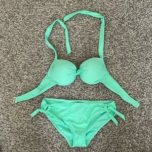 New bikini size S